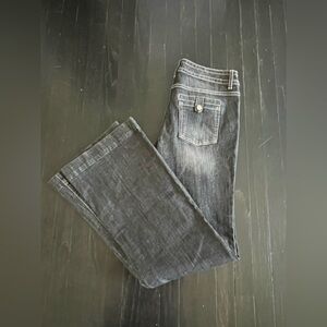 WHITE HOUSE BLACK MARKET  trouser Leg Jeans Size 6